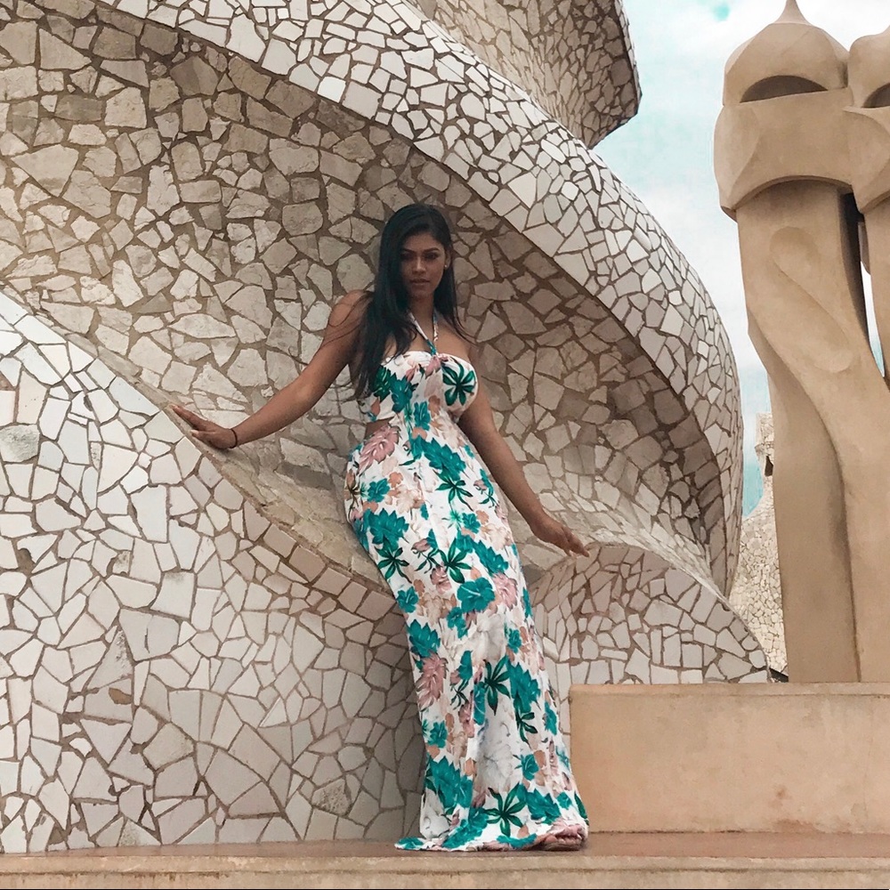 Lulus maxi dress